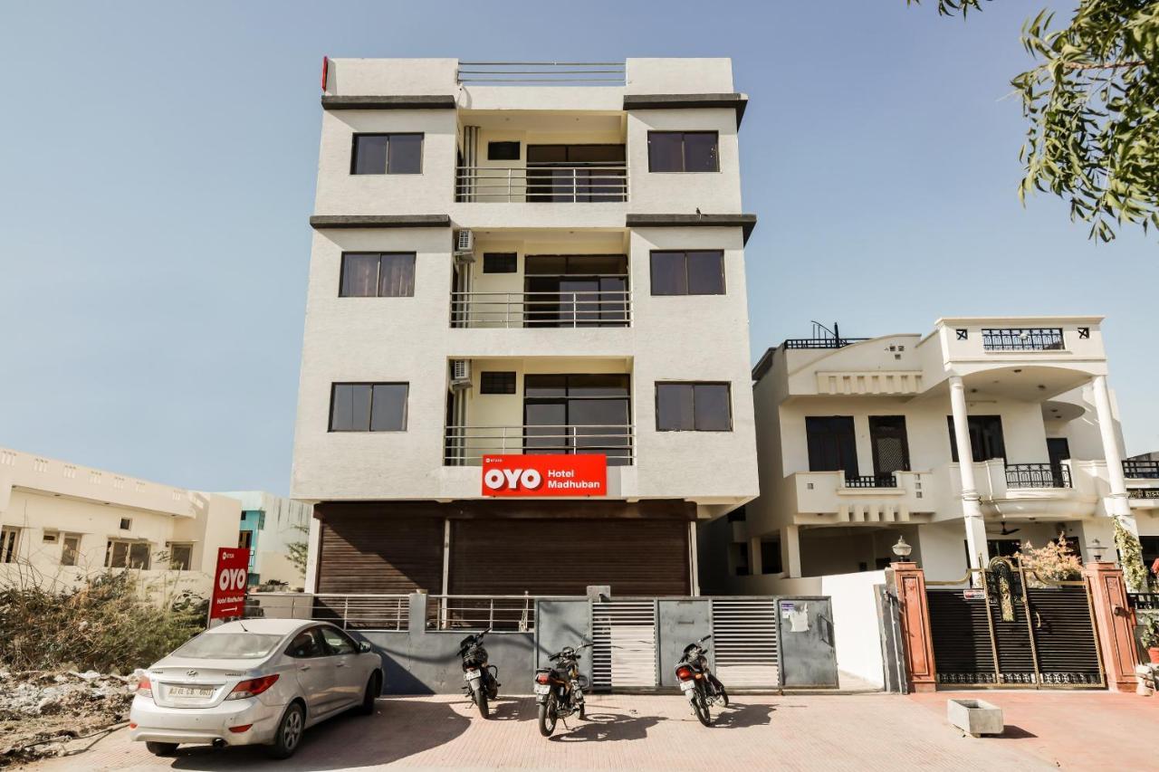 Oyo 67335 Hotel Madhuban Ajmer Exteriör bild