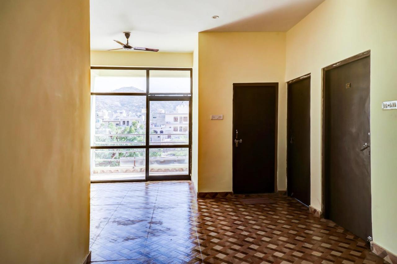 Oyo 67335 Hotel Madhuban Ajmer Exteriör bild